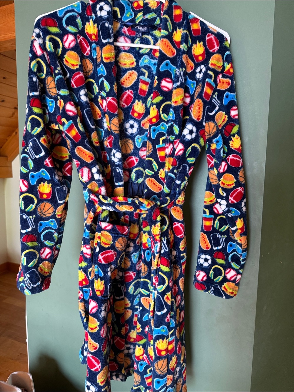 Sporty Kids Fleece Robe – Navy with Multi-Sport Print